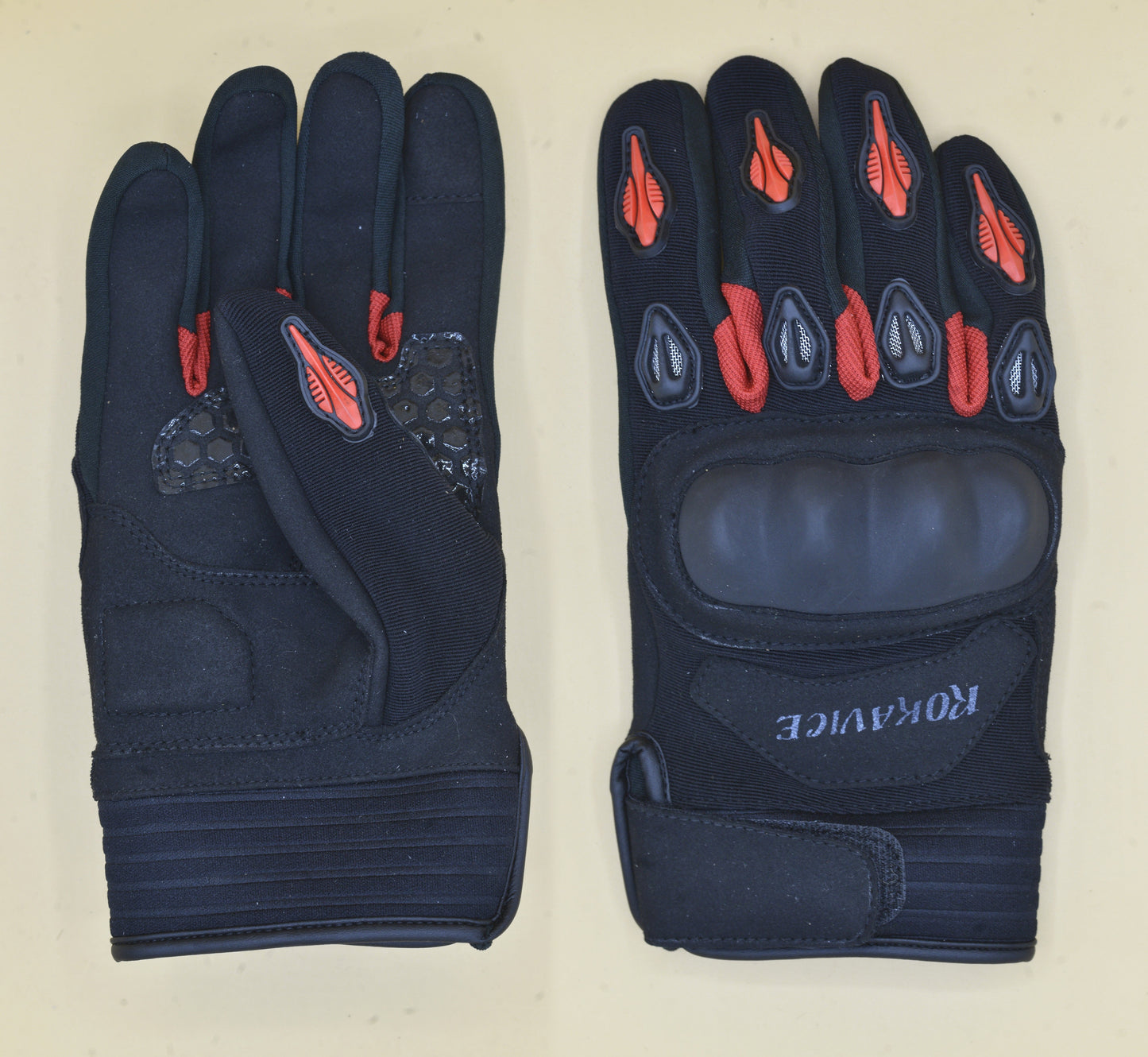Smart - Genuine Leather Motorbike Gloves - Prime Quality Leather - 3D Protection- Touch screen compatible.